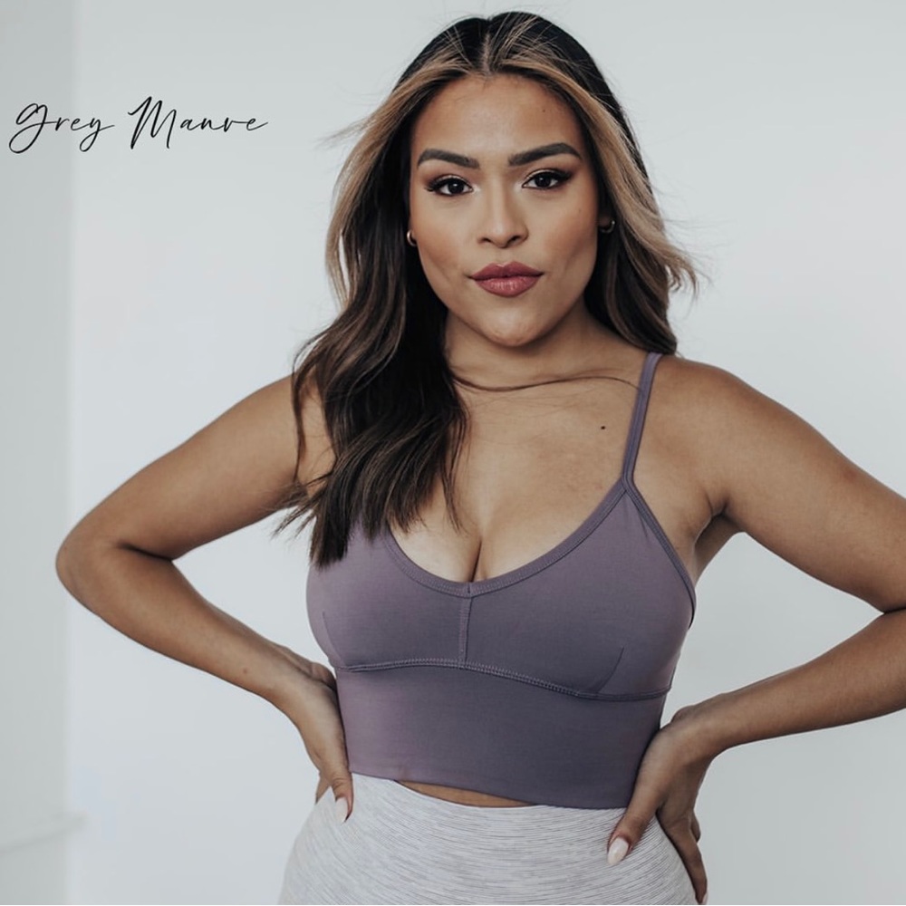 Bootyqueen apparel “Basic” sports bra in Grey Mauve. Size small.